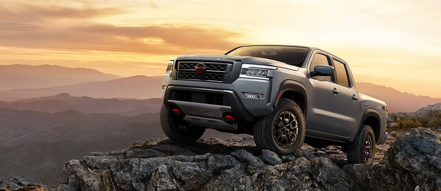 2022 nissan frontier truck
